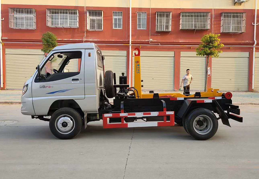 國(guó)六唐駿勾臂垃圾車(chē)圖片