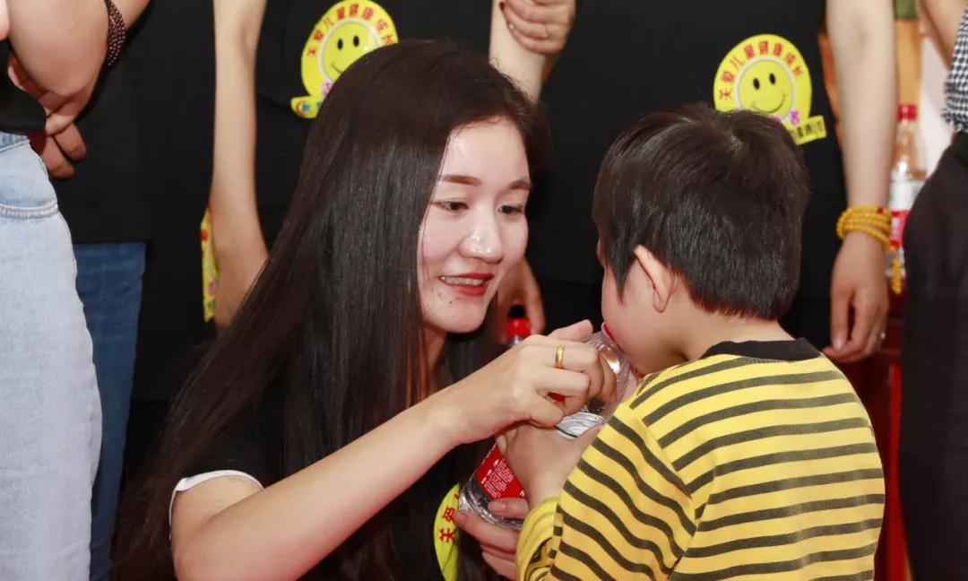 弘揚(yáng)傳統(tǒng)美德，關(guān)愛兒童成長(zhǎng)----首屆“魅力隨州，多彩程力”抖音大賽捐贈(zèng)公益活動(dòng)紀(jì)實(shí)